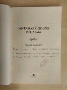 Dedicatoria del autor para el Ceadac en su libro. Dedicatoria.